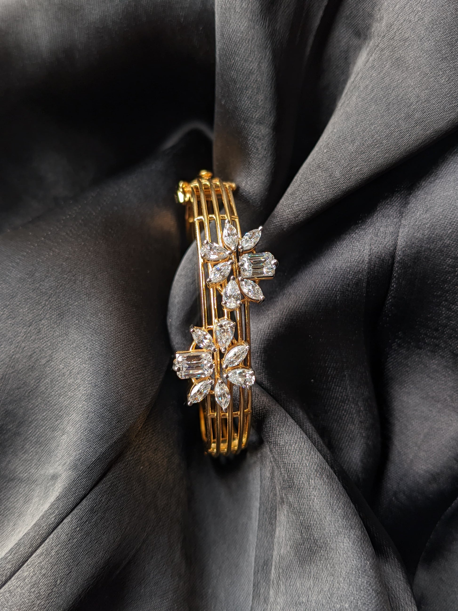 Smart Cuff Bracelet