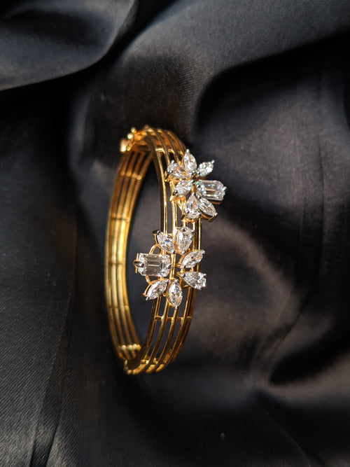 Smart Cuff Bracelet